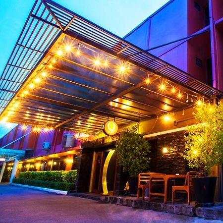 Q Hotel Бангкок Екстер'єр фото