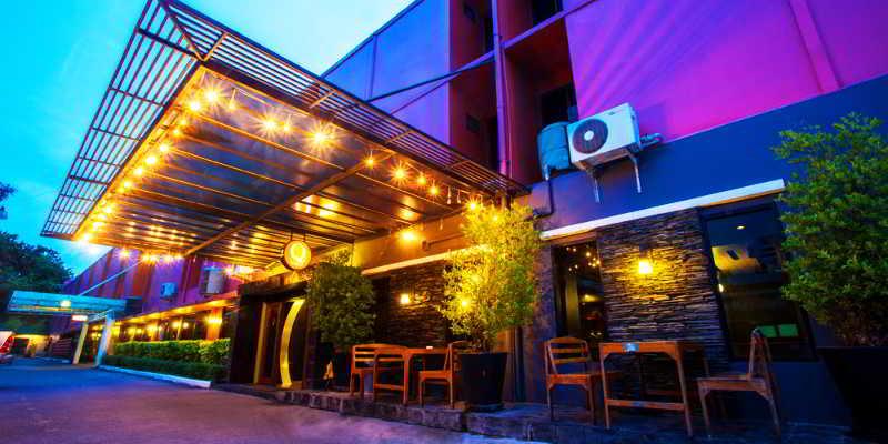 Q Hotel Бангкок Екстер'єр фото