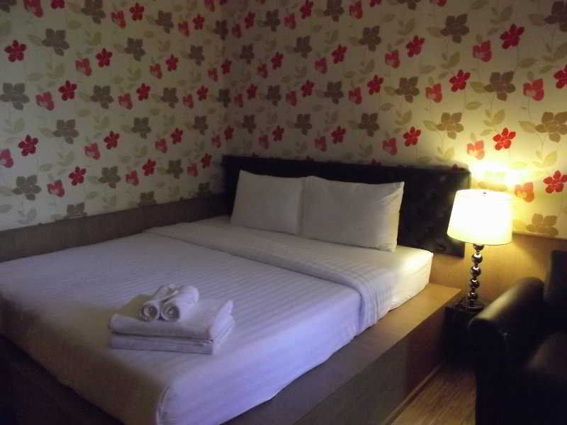 Q Hotel Бангкок Екстер'єр фото