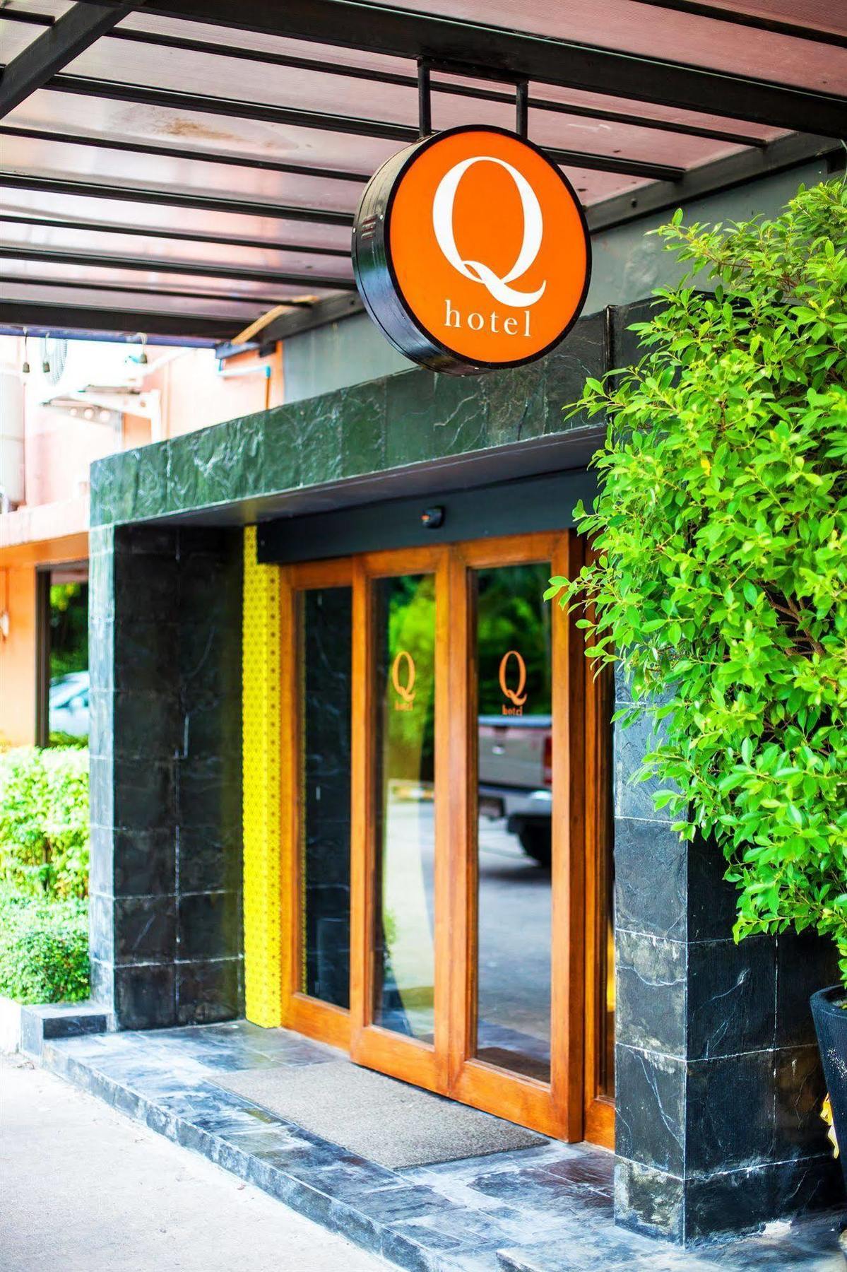 Q Hotel Бангкок Екстер'єр фото