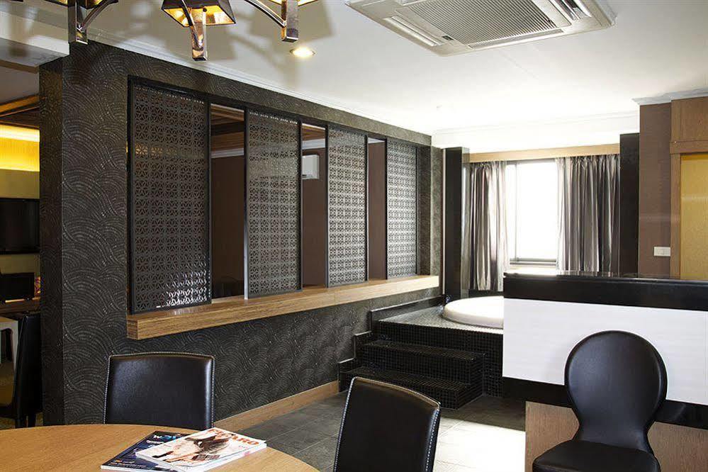 Q Hotel Бангкок Екстер'єр фото